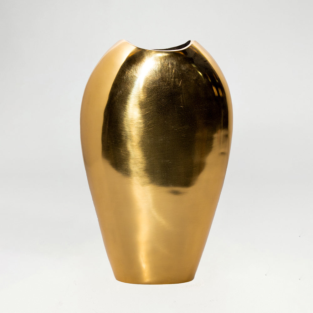 Golden Vase Antique Accessory